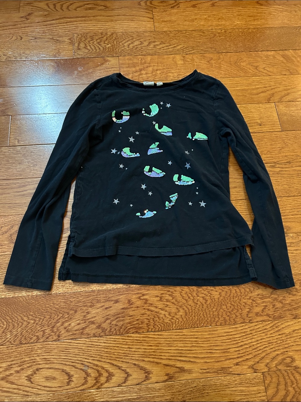 GAP Black Long-Sleeve Tee with Green & Blue Sequin Whales